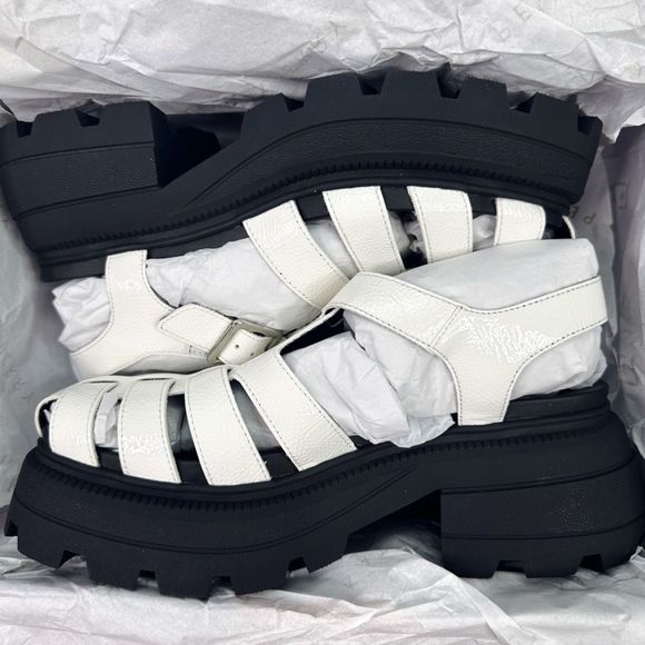 Katy Perry The Geli® Combat Fisherman Platform Sandals - Size 8 - Picture 9 of 9